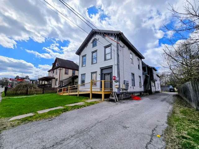 $300,000 | 135 Grove Street, Rutland, VT 05701