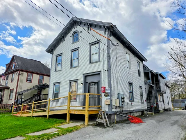 $300,000 | 135 Grove Street, Rutland, VT 05701