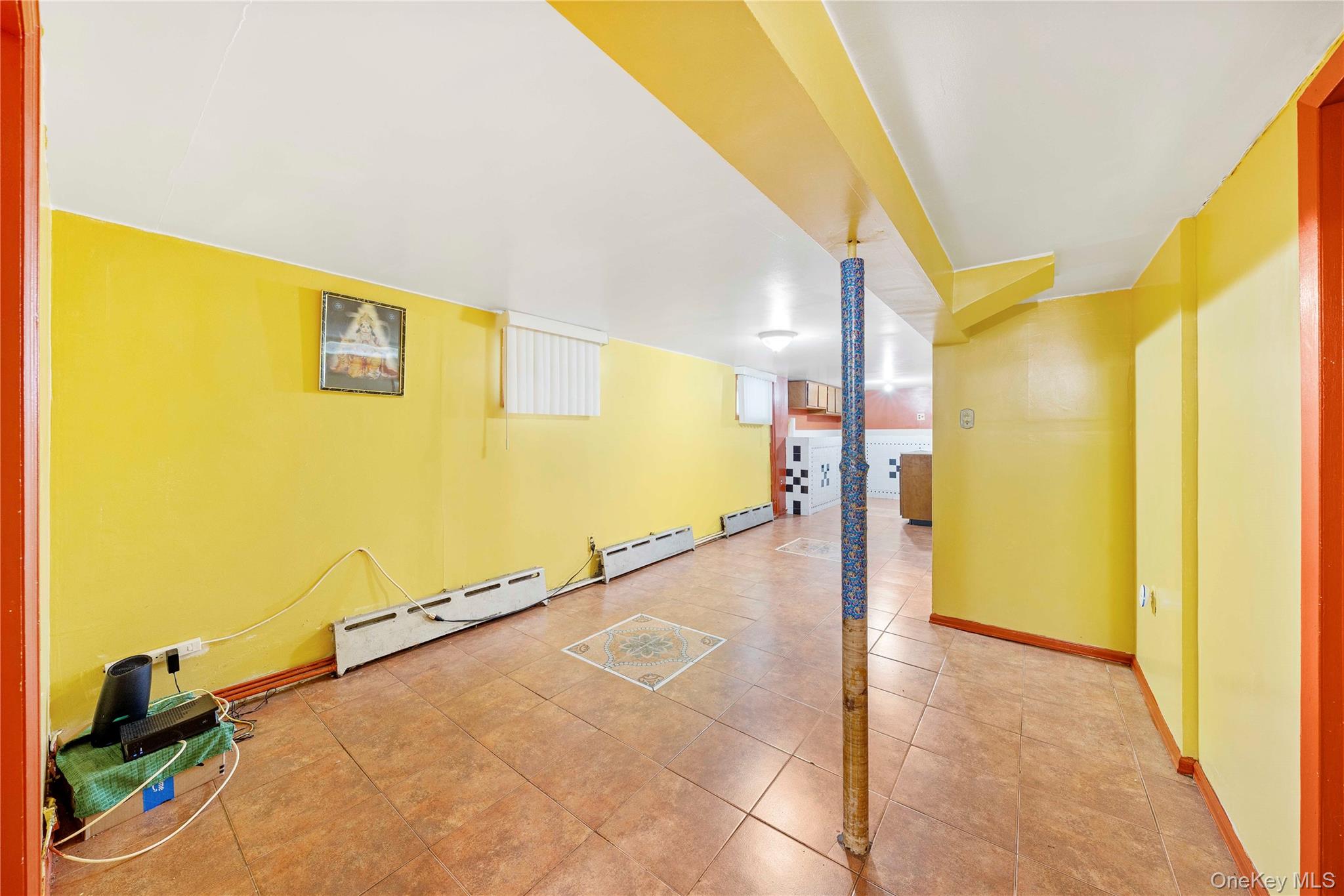 90-37 77th Street Queens, NY 11421 - Photo 22 of 34