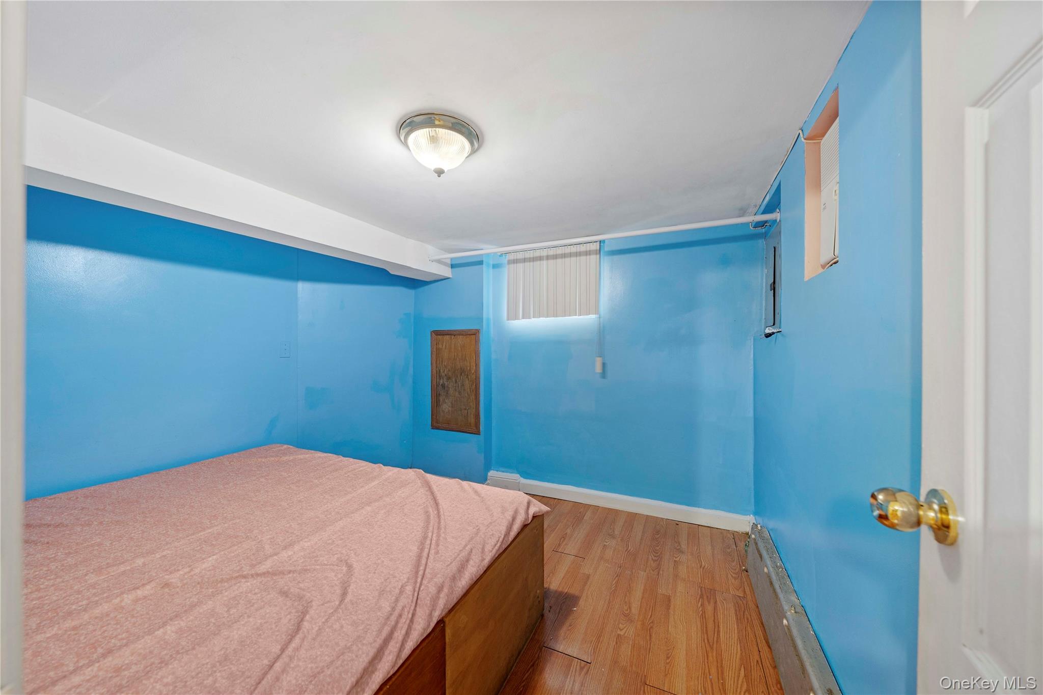 90-37 77th Street Queens, NY 11421 - Photo 24 of 34