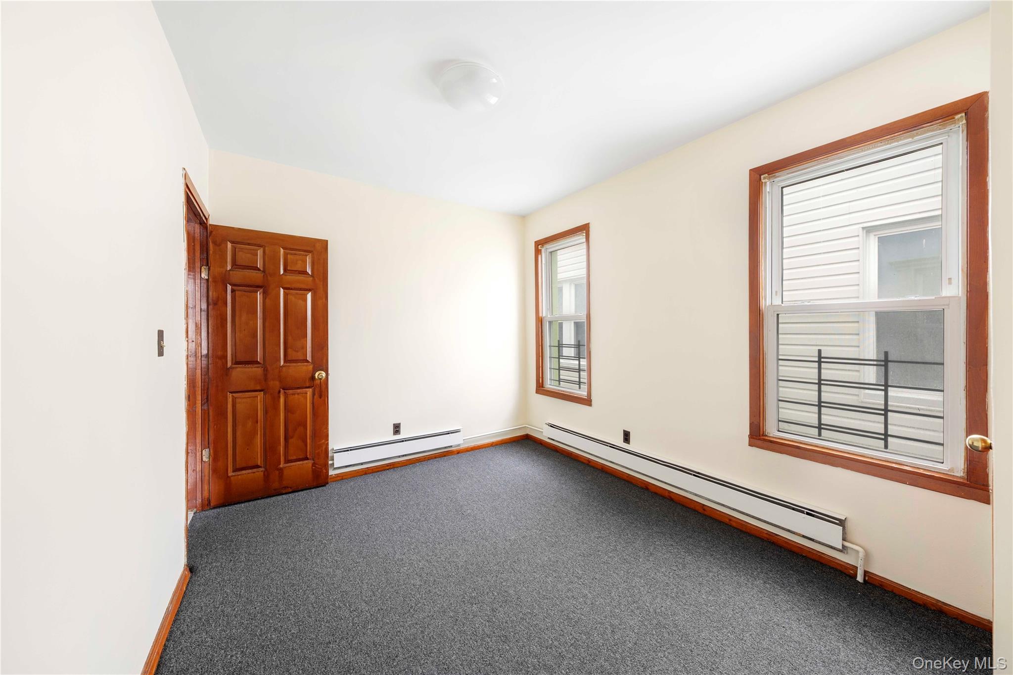 90-37 77th Street Queens, NY 11421 - Photo 8 of 34