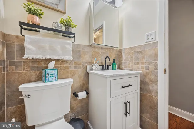 $369,000 | 7025 Valley Avenue, Philadelphia, PA 19128