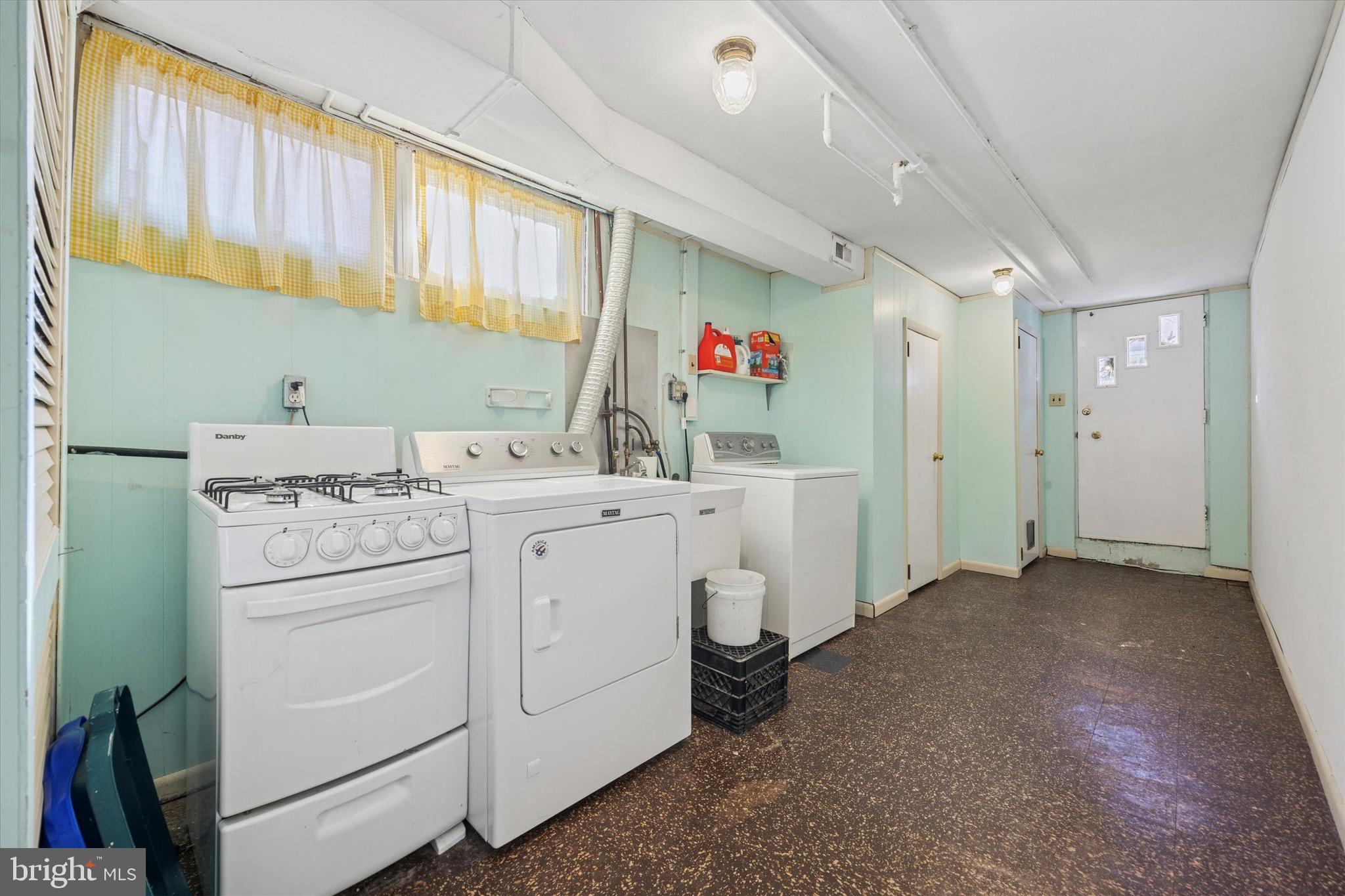 7025 Valley Avenue Philadelphia, PA 19128 - Photo 21 of 25 a storage room with washer and dryer
