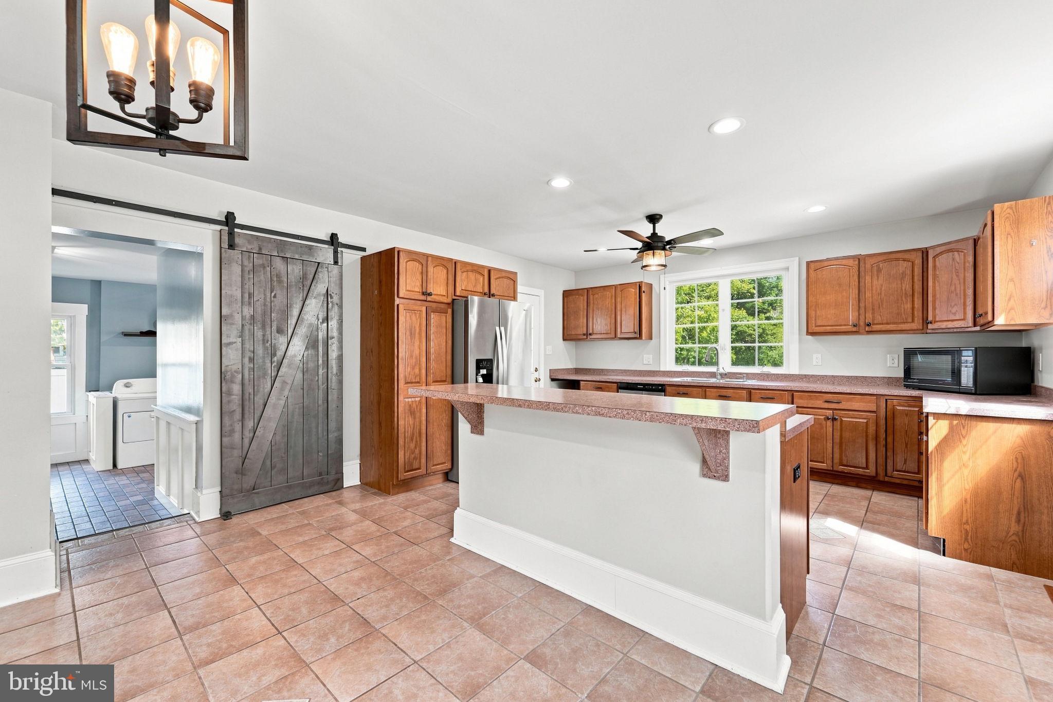 8 Seeley Road Bridgeton, NJ 08302 - Photo 14 of 44 Charming kitchen with rustic elegance.