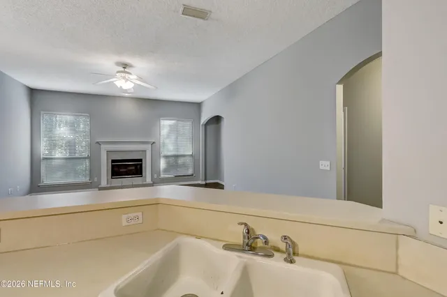 $2,525 | 4613 West Catbrier Court, Jacksonville, FL 32259