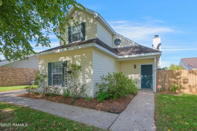 $200,000 | 124 Marietta Drive, Youngsville, LA 70592