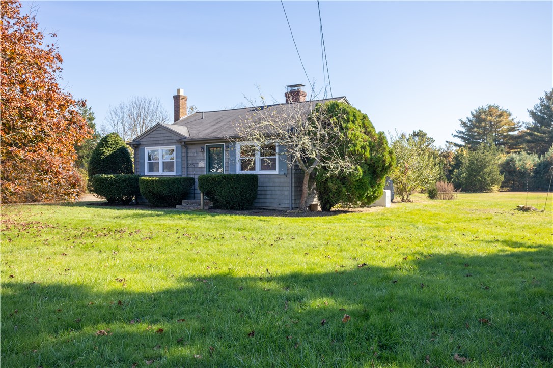 4060 Old Post Road Charlestown, RI 02813 - Photo 3 of 19