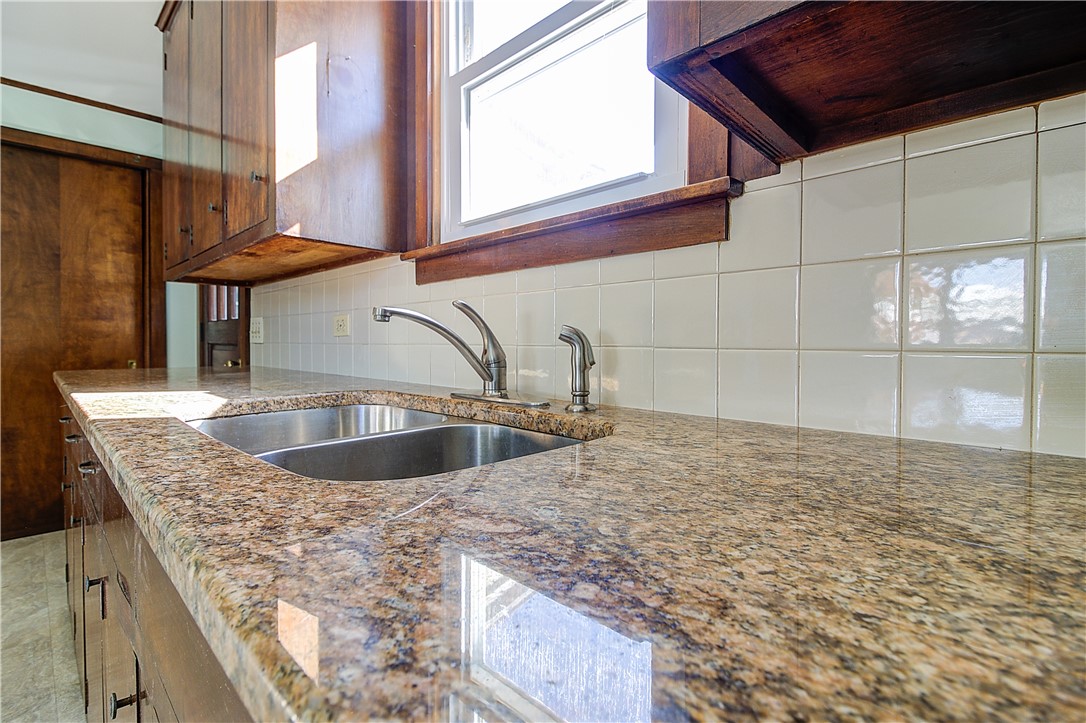 4060 Old Post Road Charlestown, RI 02813 - Photo 6 of 19