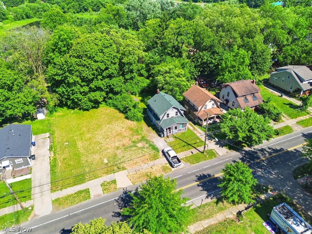 1313 Manchester Road Akron, OH 44307 - Photo 21 of 28