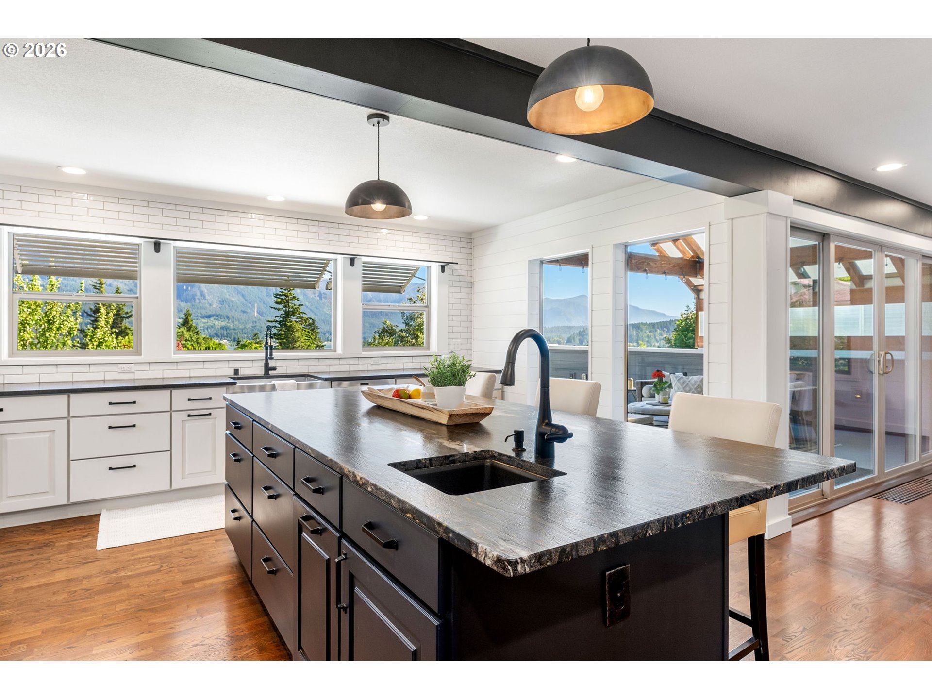408 Northwest Hot Springs Alameda Road Stevenson, WA 98648 - Photo 3 of 48