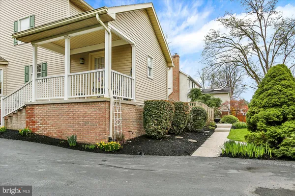 $464,900 | 1851 Bonnie Blue Lane, Middletown, PA 17057