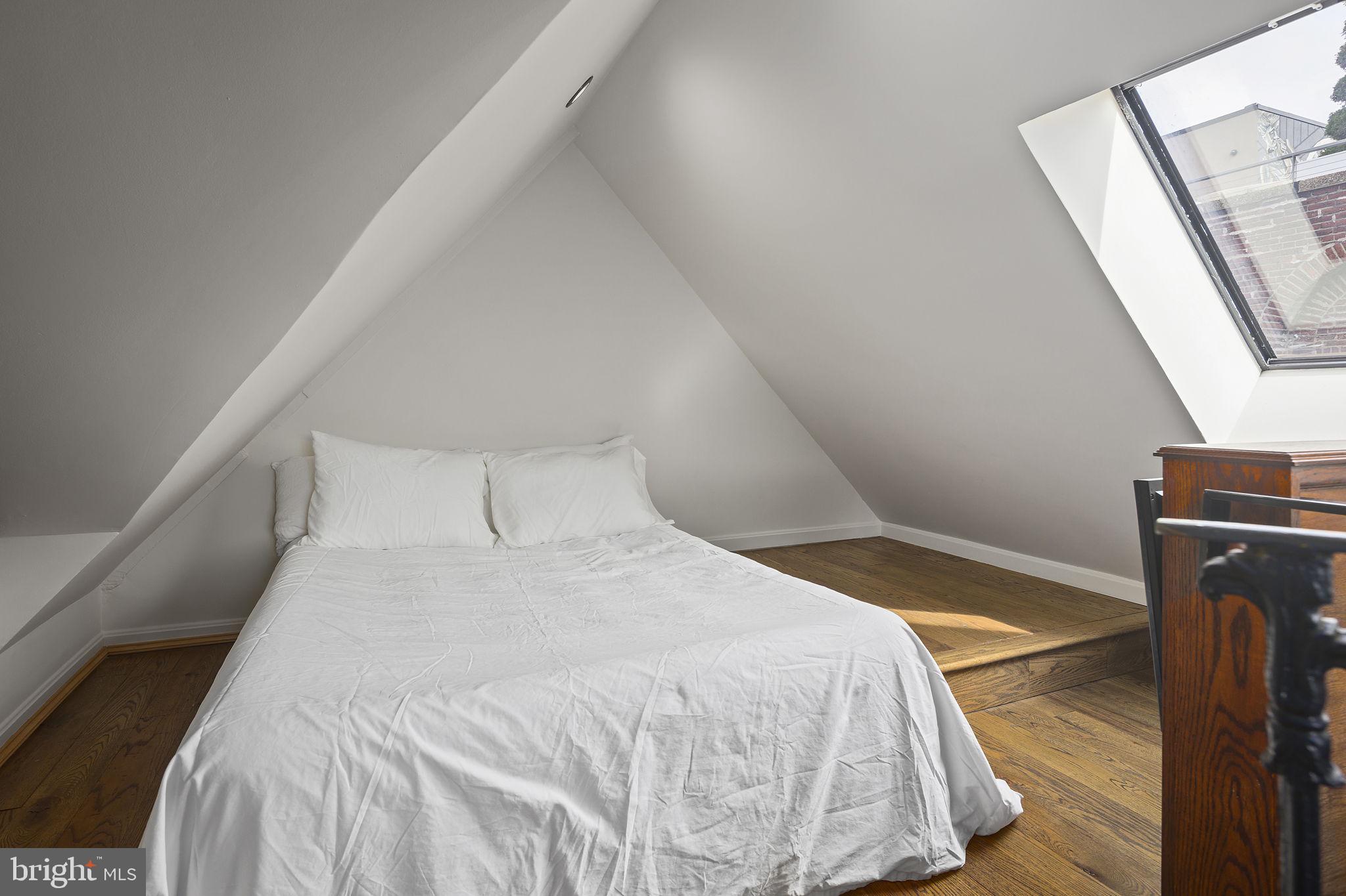 1624 U Street Northwest, Unit 400 Washington, DC 20009 - Photo 28 of 33