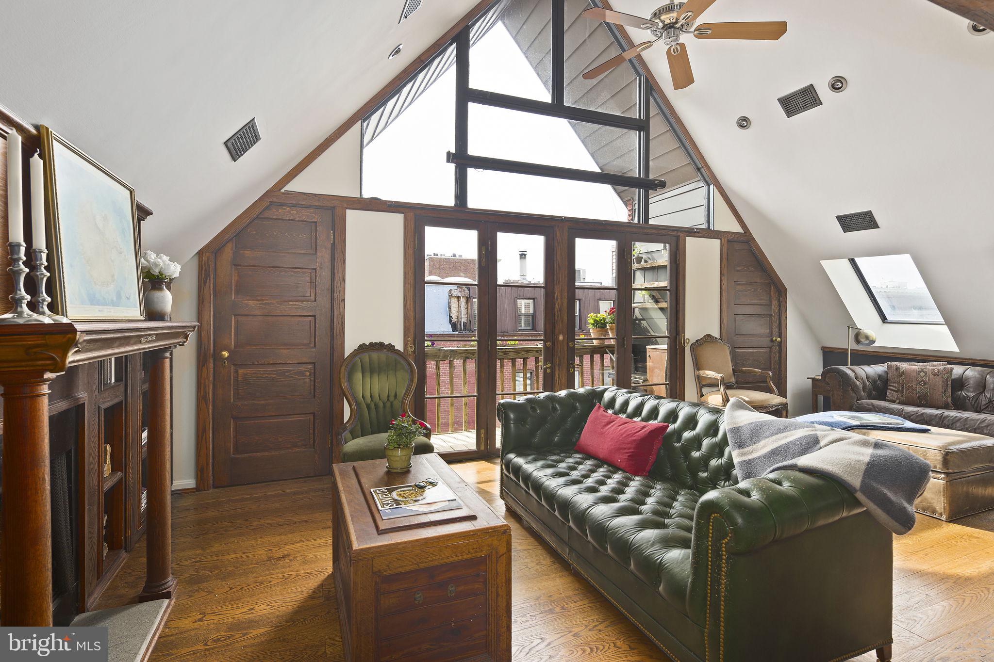 1624 U Street Northwest, Unit 400 Washington, DC 20009 - Photo 8 of 33 Plenty of space for entertaining