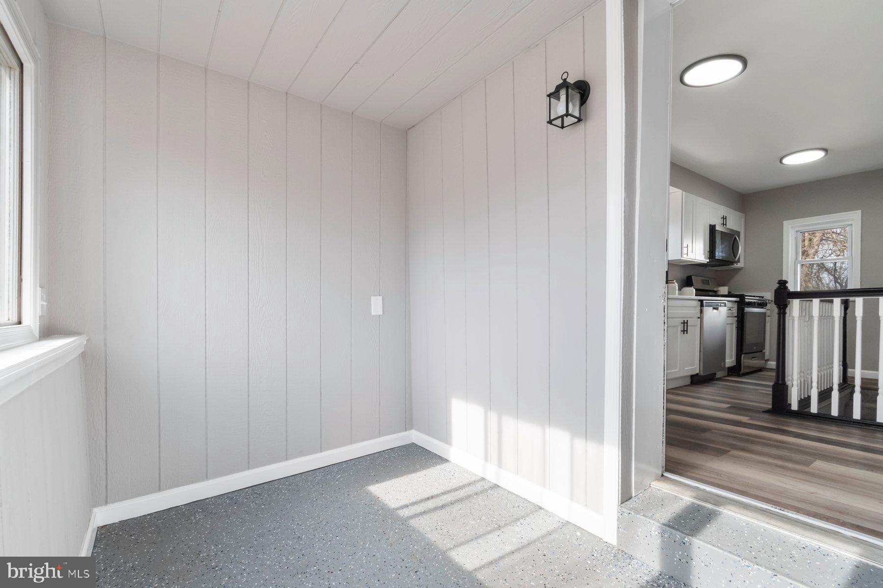 4 North Point Terrace Baltimore, MD 21222 - Photo 11 of 32 a view of a hallway with a bathroom