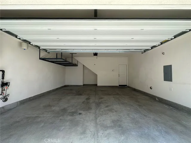 a view of a garage