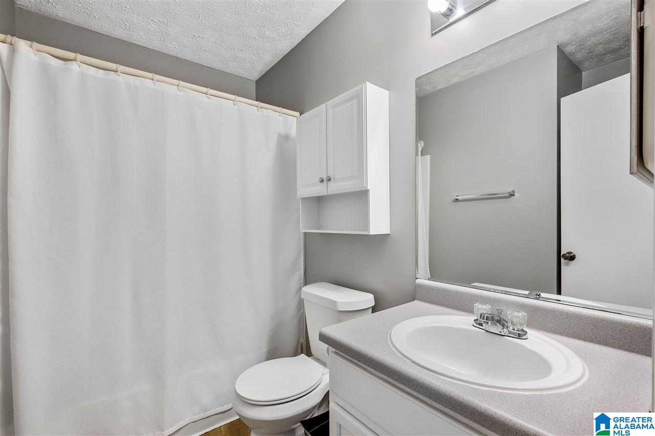 496 Hagbush Road Birmingham, AL 35210 - Photo 13 of 17