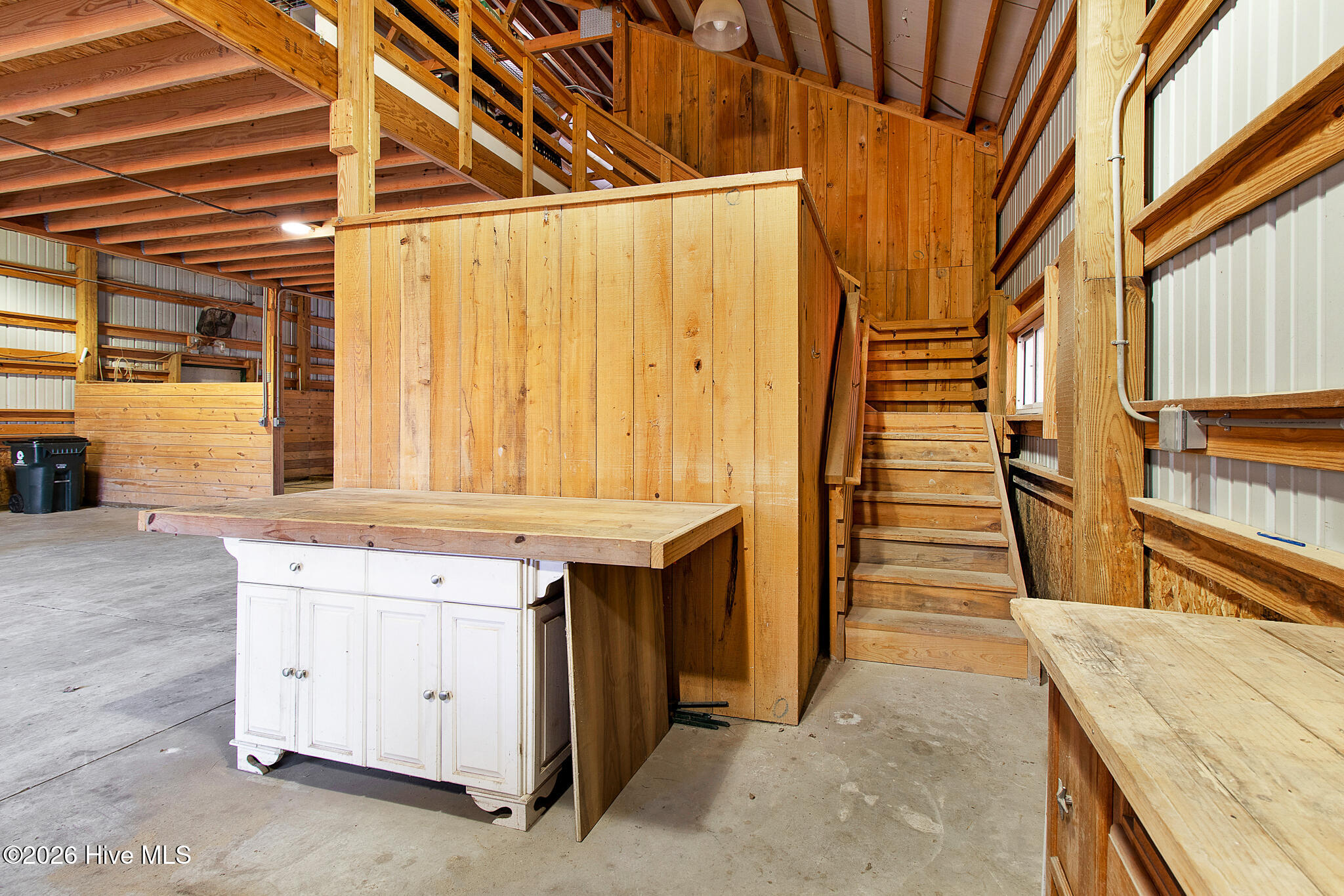 820 Laurel Road Beaufort, NC 28516 - Photo 15 of 33 Barn Interior