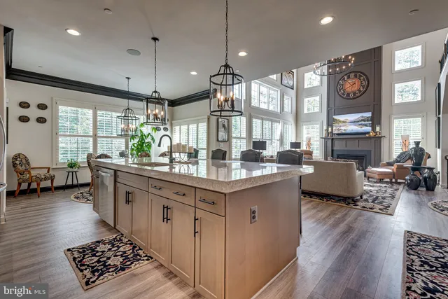 $2,100,000 | 927 Heatherfield Lane, Millersville, MD 21108