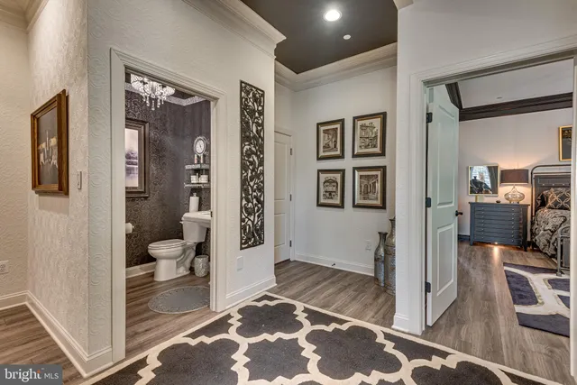 $2,100,000 | 927 Heatherfield Lane, Millersville, MD 21108