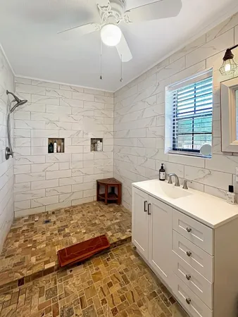 $1,250,000 | 10794 Farm To Market 2159, Calvert, TX 77837