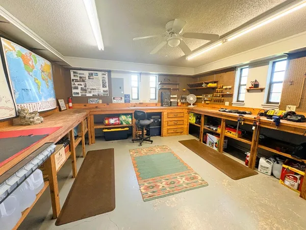 $1,250,000 | 10794 Farm To Market 2159, Calvert, TX 77837