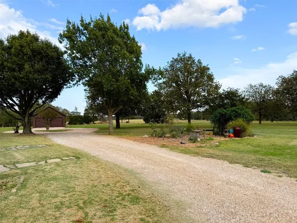 $1,250,000 | 10794 Farm To Market 2159, Calvert, TX 77837