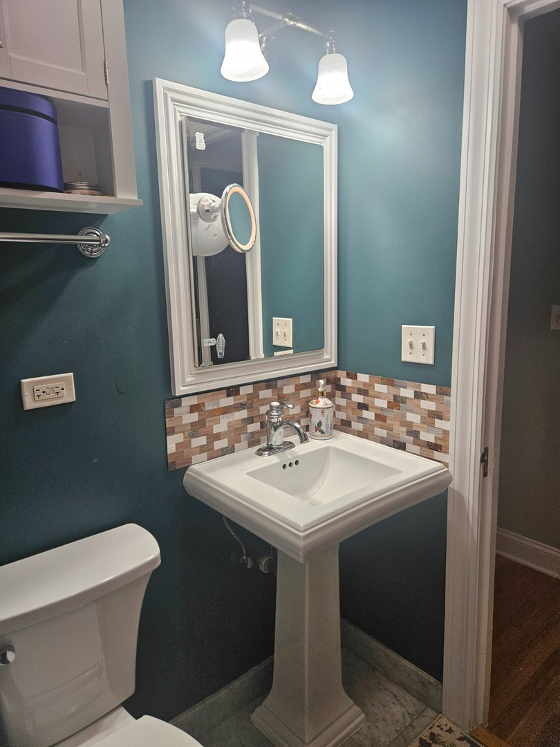 1258 West Winona Street, Unit 1A Chicago, IL 60640 - Photo 5 of 8