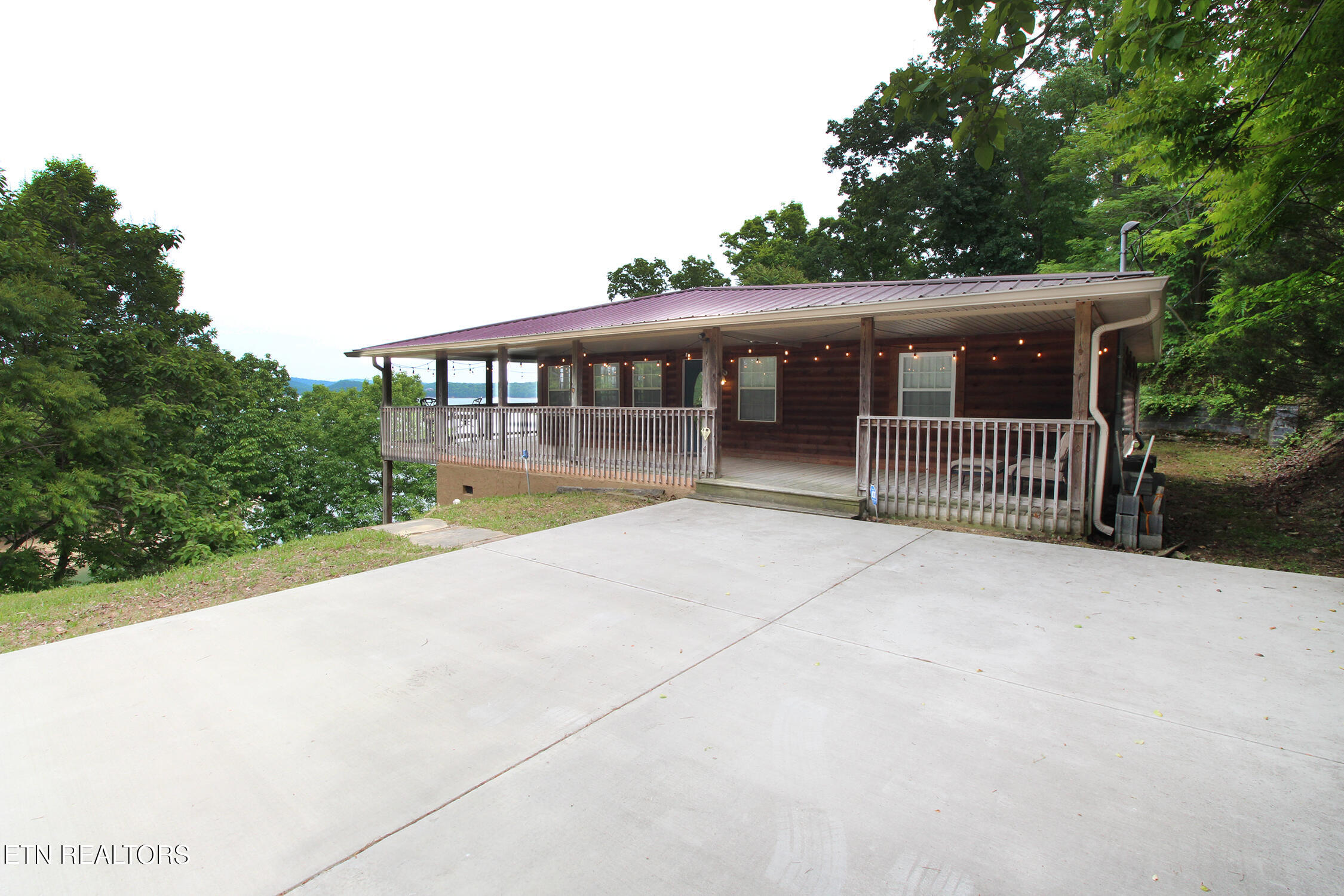 233 Sequoyah Trail Rutledge, TN 37861 - Photo 13 of 37 IMG_9499