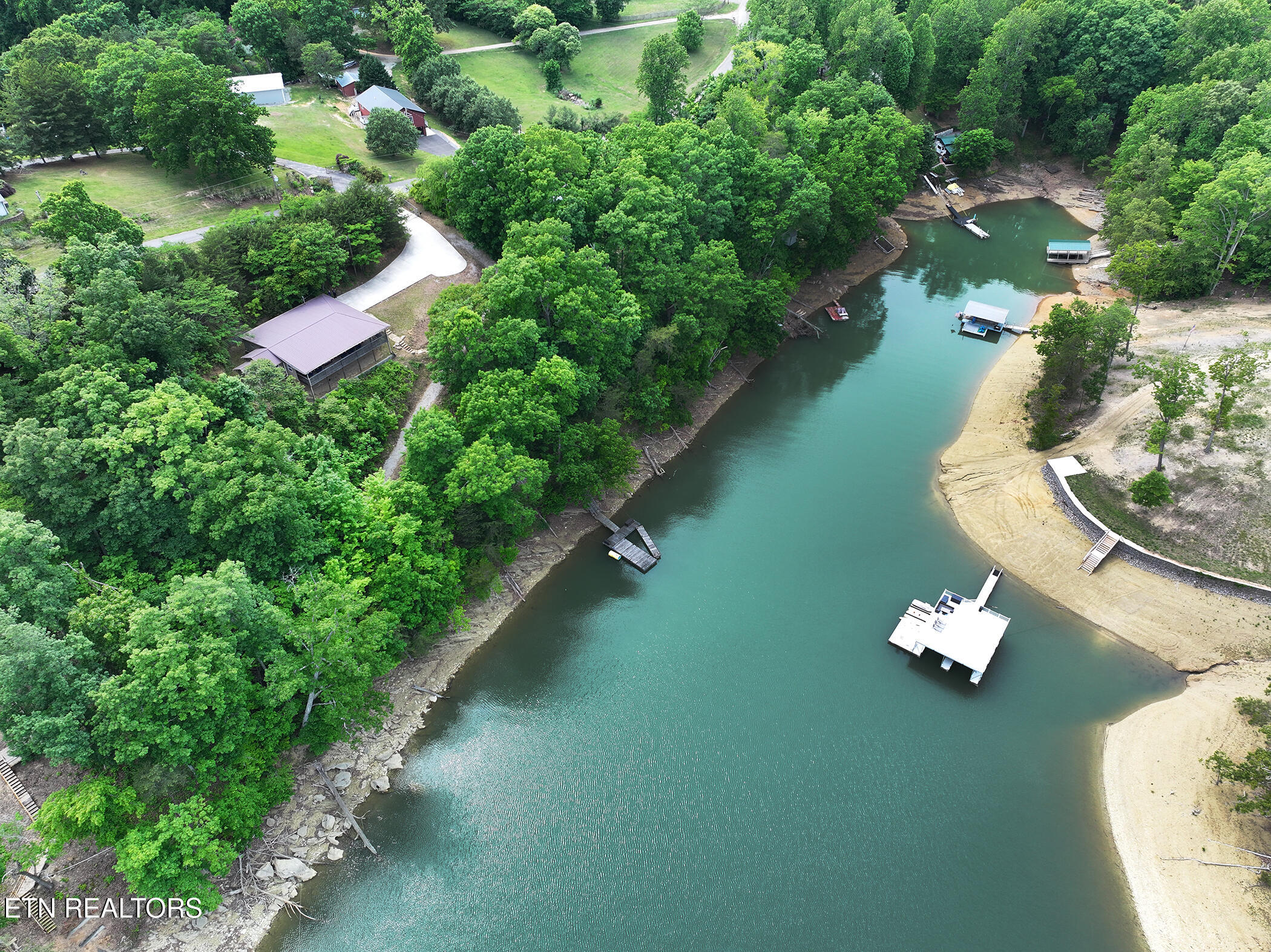 233 Sequoyah Trail Rutledge, TN 37861 - Photo 8 of 37 DJI_20260505154008_0406_D