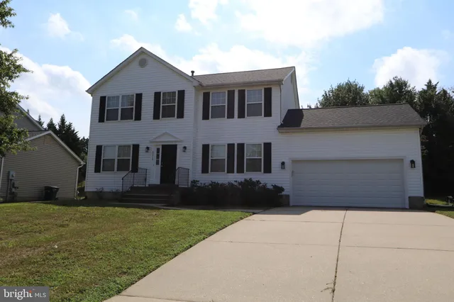 $3,200 | 5213 Zephyr Avenue, Clinton, MD 20735