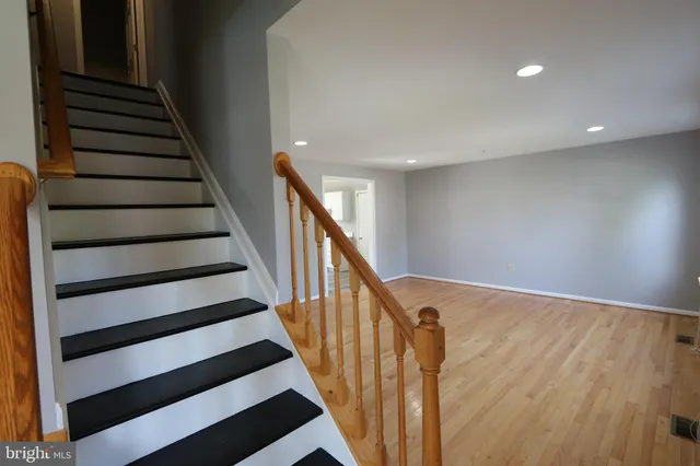 $3,200 | 5213 Zephyr Avenue, Clinton, MD 20735