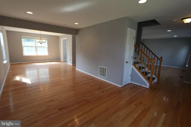 $3,200 | 5213 Zephyr Avenue, Clinton, MD 20735