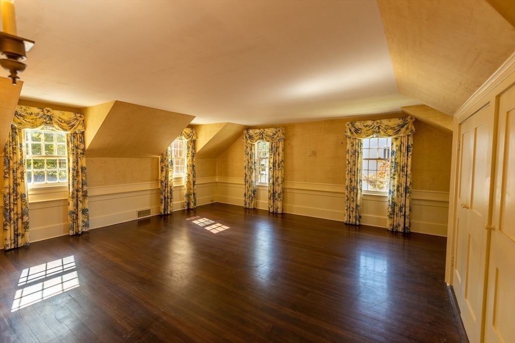 105 Church Street Ware, MA 01082 - Photo 21 of 41