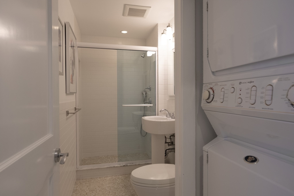 1265 Beacon Street, Unit 702 Brookline, MA 02446 - Photo 11 of 29