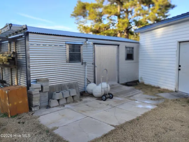 $175,000 | 104 Beaver Drive, Dudley, NC 28333