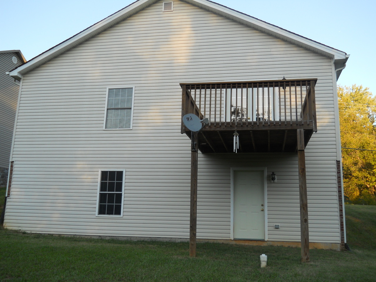 2820 Green Ridge Road Northwest Roanoke, VA 24019 - Photo 3 of 12 a view of a house with a yard