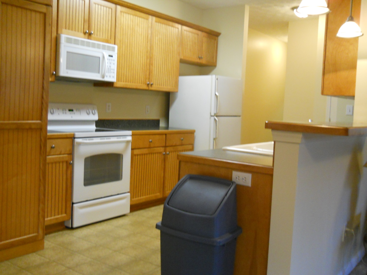 2820 Green Ridge Road Northwest Roanoke, VA 24019 - Photo 8 of 12 a utility room with washer and dryer