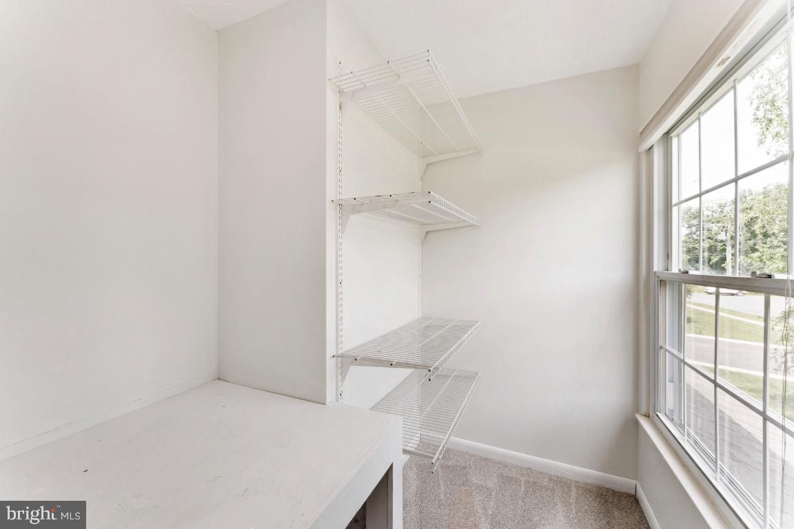 4533 Cub Run Road Chantilly, VA 20151 - Photo 23 of 41 Primary Bedroom Extra Storage Nook