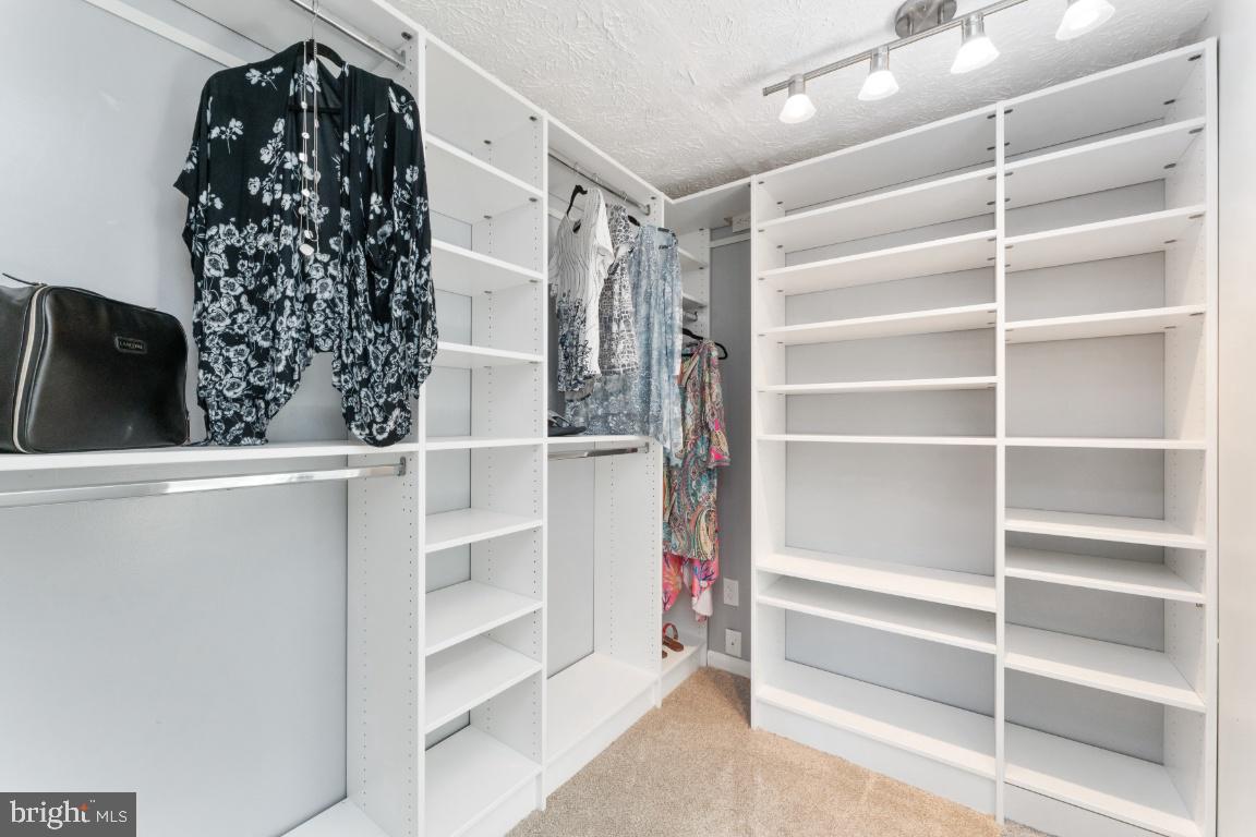 4533 Cub Run Road Chantilly, VA 20151 - Photo 24 of 41 Primary Bedroom Walk-in Closet