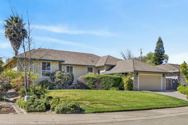 $700,000 | 7748 Juan Way, Fair Oaks, CA 95628