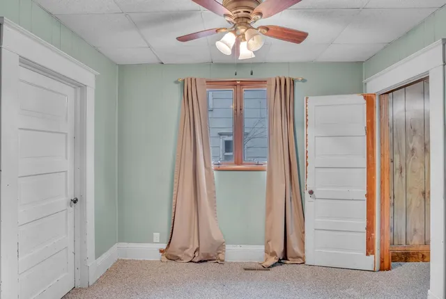 $74,500 | 322 East 1st Street, Newton, KS 67114