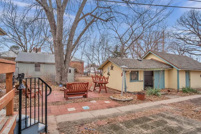 $74,500 | 322 East 1st Street, Newton, KS 67114