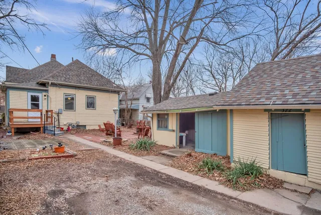 $74,500 | 322 East 1st Street, Newton, KS 67114
