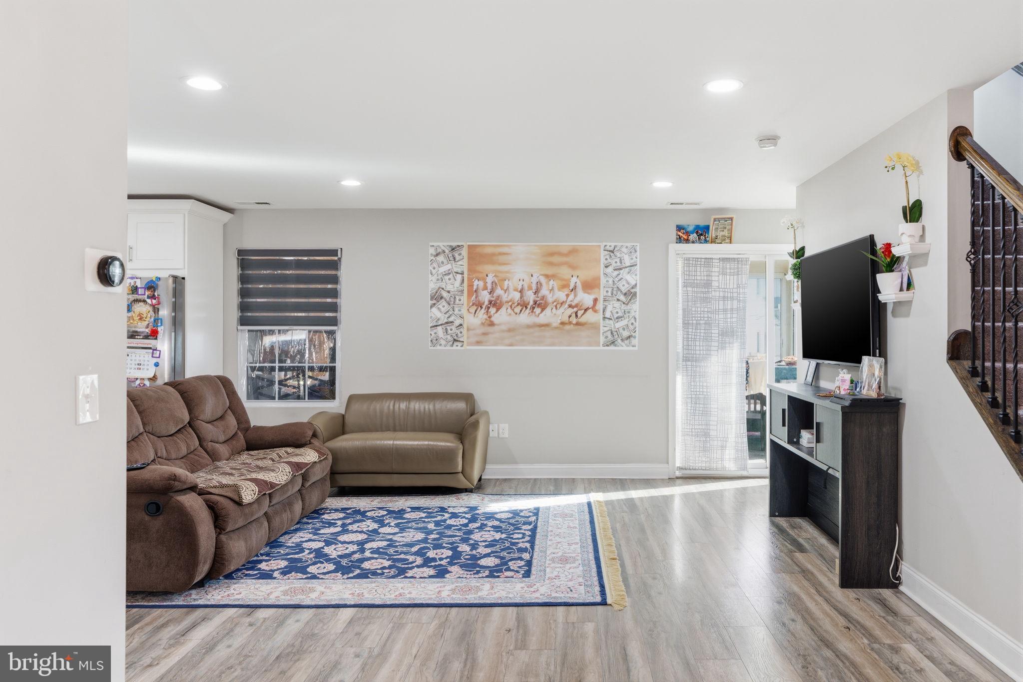 32 Rustleaf Lane Levittown, PA 19055 - Photo 6 of 19