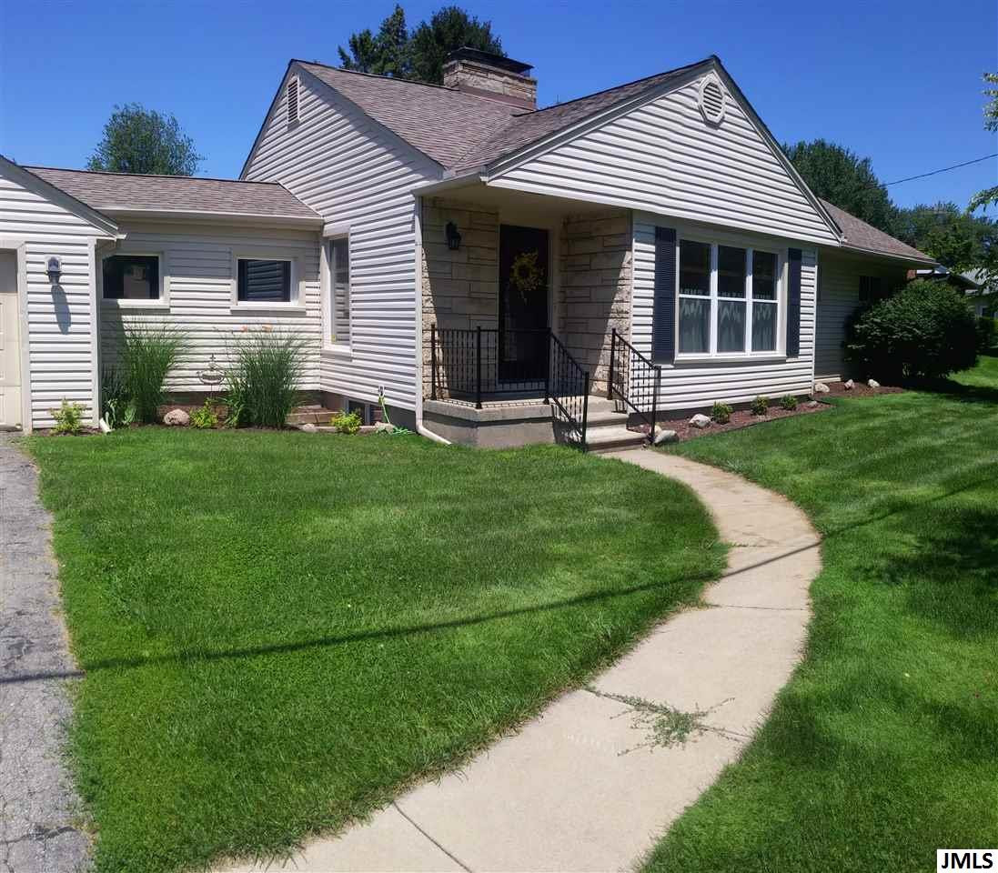 2844 Kibby Road Jackson, MI 49203 - Photo 1 of 33 Photo 1