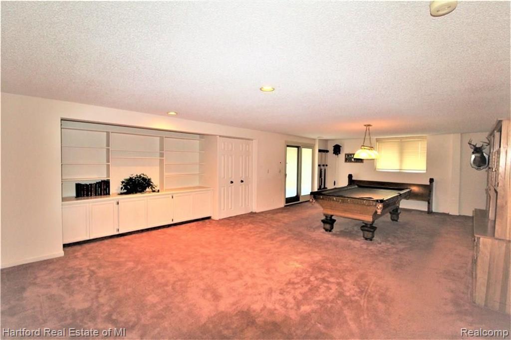 36902 Valley Ridge Drive Farmington Hills, MI 48331 - Photo 17 of 23
