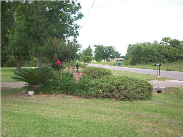 1106 Airport Road Atmore, AL 36502 - Photo 3 of 20