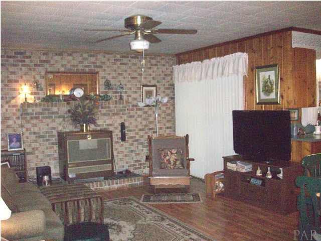 1106 Airport Road Atmore, AL 36502 - Photo 5 of 20