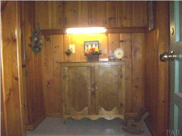 1106 Airport Road Atmore, AL 36502 - Photo 9 of 20