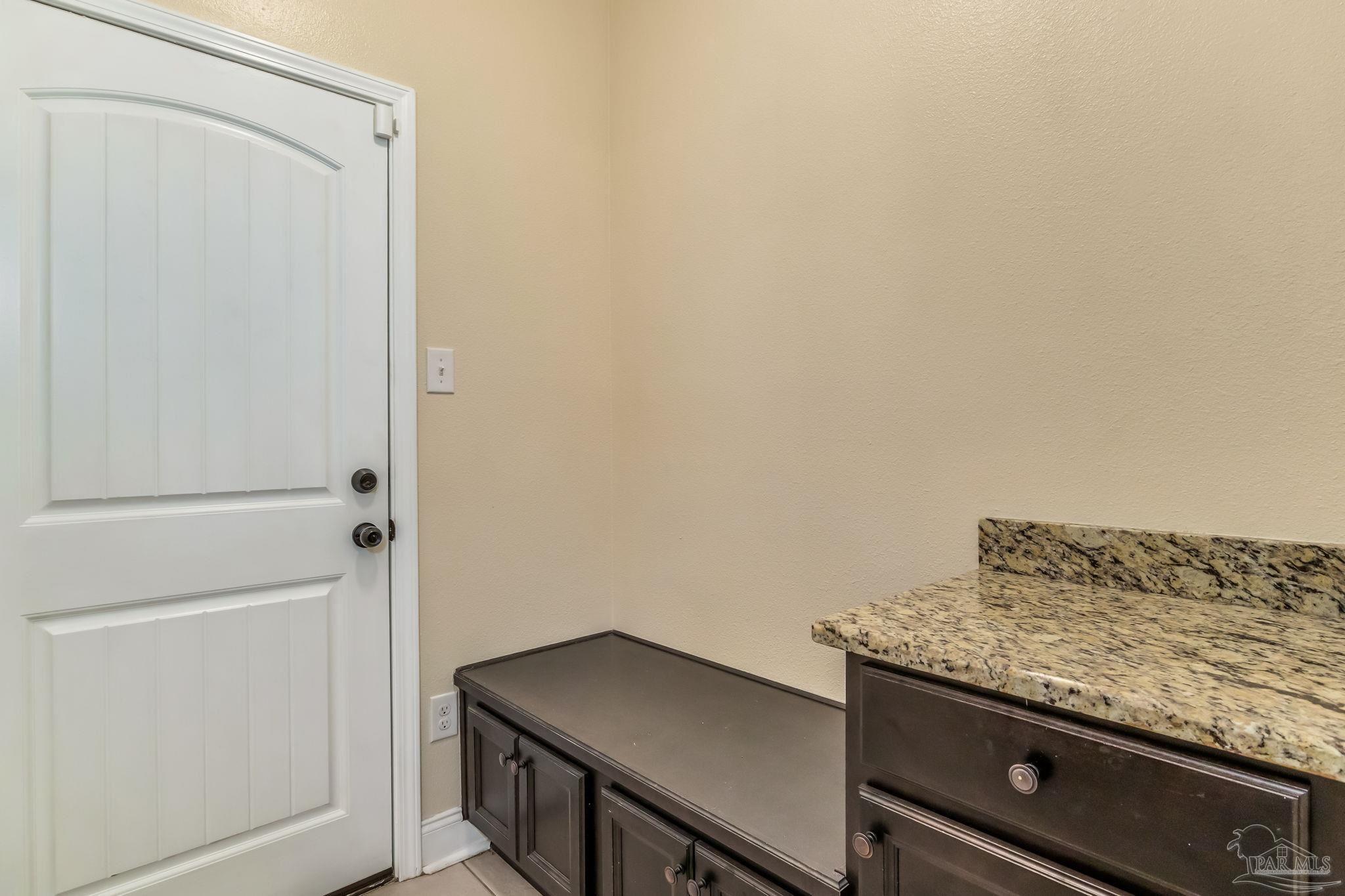 314 Topeka Road Pensacola, FL 32514 - Photo 14 of 36